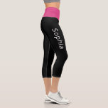 Füge Deinen Namen hinzu | Heiß rosa und schwarz Capri Leggings<br><div class="desc">Diese Leggings sind einfach und modern und mit einem hellen,  rosa Taille und schwarzem Stoff ausgestattet. Hier können Sie Ihren Namen oder einen inspirierenden Yoga-Satz in Weiß hinzufügen. Die perfekte Stilwahl für Ihr Training!</div>