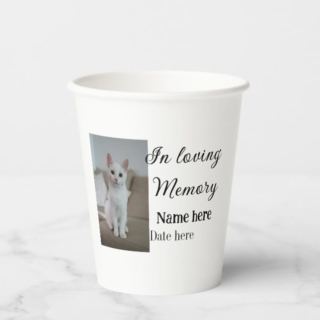 Fügen Sie dem liebenden Gedächtnistraining den Nam Pappbecher (Vorderseite)