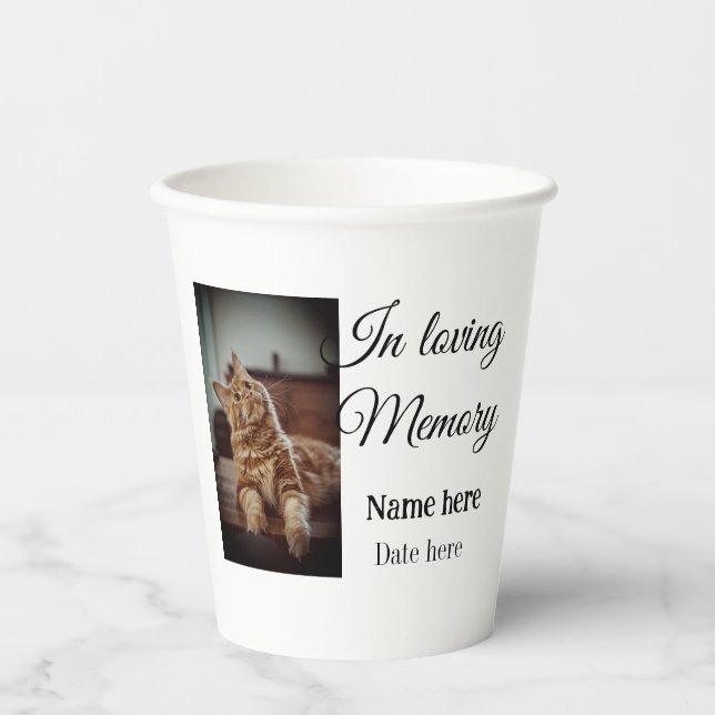 Fügen Sie dem liebenden Gedächtnistraining den Nam Pappbecher (Vorderseite)