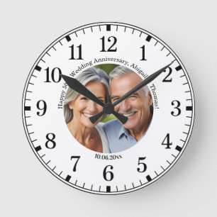 Fügen Sie Ihr eigenes Paar-Foto 50. Hochzeitstag h Runde Wanduhr