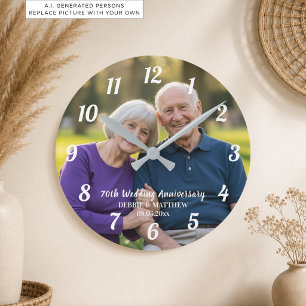 Fügen Sie Ihr eigenes Paar-Foto 70. Hochzeitstag h Runde Wanduhr