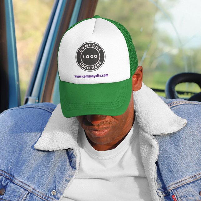 Fügen Sie Ihr Firmenlogo und Ihre Firmenwebsite in Truckerkappe (Von Creator hochgeladen)
