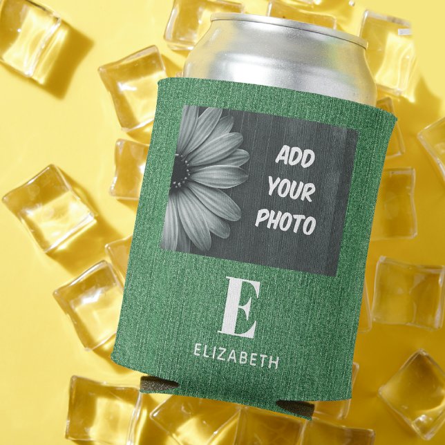 Fügen Sie Ihr Foto oder Logo hinzu, grüner Denim-D Dosenkühler (Von Creator hochgeladen)