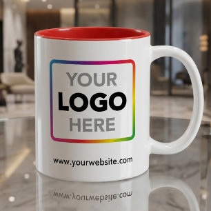 Fügen Sie Ihr Logo und Ihre Website hinzu Untern Kaffeetasse