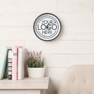Fügen Sie Ihr Logo-Unternehmen Minimalistisch hinz Uhr