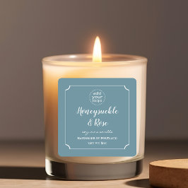Fügen Sie Ihre Logo Candle Dusty Blue Label Square Quadratischer Aufkleber