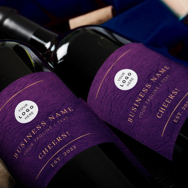 Fügen Sie Ihrem Logo den Namen Ihrer lila Goldfirm Weinetikett (Von Creator hochgeladen)