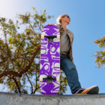 Fügen Sie Ihren eigenen Individuelle Name Personal Skateboard<br><div class="desc">Fügen Sie Ihre eigenen Individuelle Name Personalisiert Skateboard Features Ihrem personalisierten Namen in modernen weißen Typografie auf einem einfachen lila Hintergrund. Personalisieren Sie diese, indem Sie den Text in dem dafür vorgesehenen Textfeld bearbeiten. Geben Sie Ihrem Lieblingskateboarder zu Weihnachten, Geburtstag oder Ihrer BESTE FREUNDIN ein maßgeschneidertes Geschenk, ein personalisiertes Skateboard....</div>