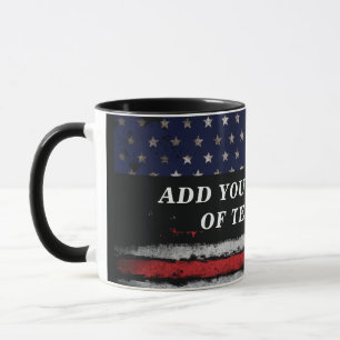 Fügen Sie Ihren eigenen Text unter der Flagge der Tasse