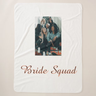 Fügen Sie Ihren Foto Namen Brautjungfer Squad Brau Sherpadecke