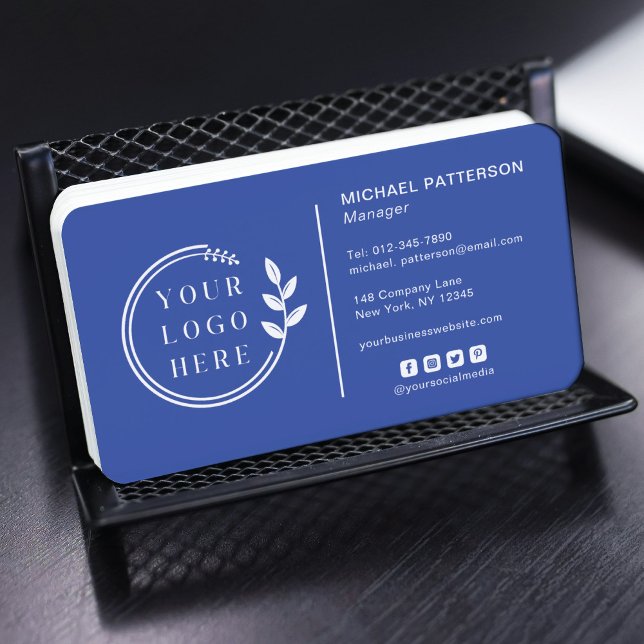 Fügen Sie Ihren Logo Social Media QR Code Corporat Visitenkarte (Von Creator hochgeladen)