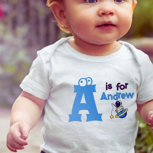 Fügen Sie Ihren Namen Baby Boy Letter ist für den  T-shirt
