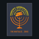 Fügen Sie Ihren Namen Happy Hanukkah Greetings Feiertagspostkarte<br><div class="desc">Fügen Sie Ihren Namen und Jahr zu dieser lustigen,  modernen und trendigen Hanukkah-Karte,  die sagt "Happy Hanukkah! Anstelle eines Tages der Gegenwart haben wir acht verrückte Nächte!"</div>