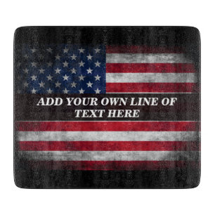 Fügen Sie Ihren Text unter amerikanischer Flagge h Schneidebrett