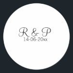 Fügen Sie Pärchennamen monogramm Datum Jahreshochz Runder Aufkleber<br><div class="desc">Für Liebhaber wie uns</div>