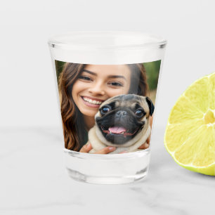 Fügen Sie Pug-Foto Personalisieren Anpassen Schnapsglas