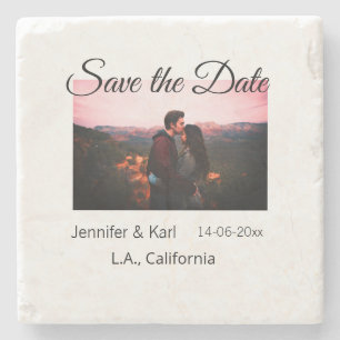 Fügen Sie Save the Date das Foto mit dem Namen des Steinuntersetzer