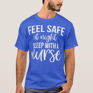 Fühlen Sie sich beim Nachtschlaf sicher mit einer T-Shirt