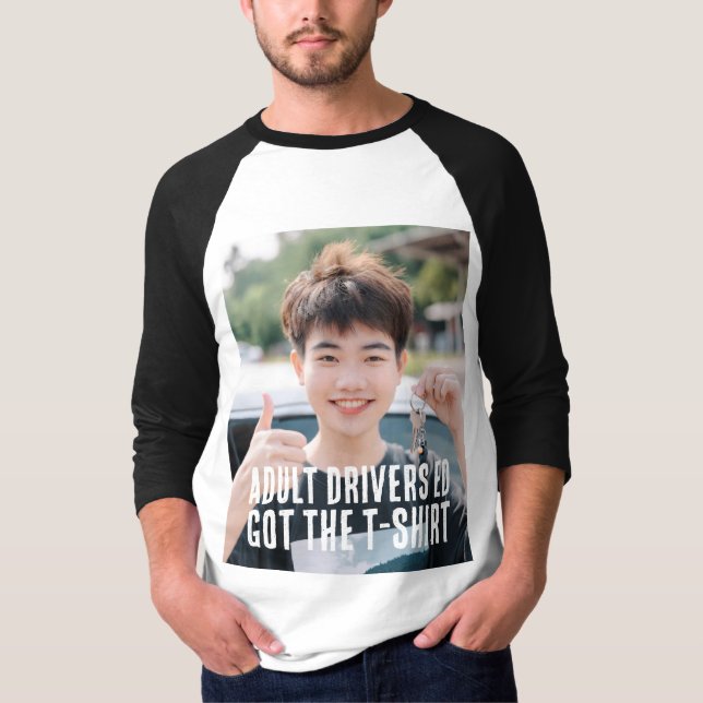 Führerschein für Erwachsene T-Shirt (Vorderseite)