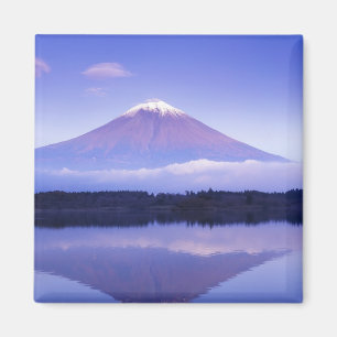Fuji mit Lenticular Cloud, Motosu Lake Magnet