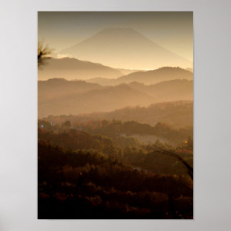 Fuji über den Hügeln Poster
