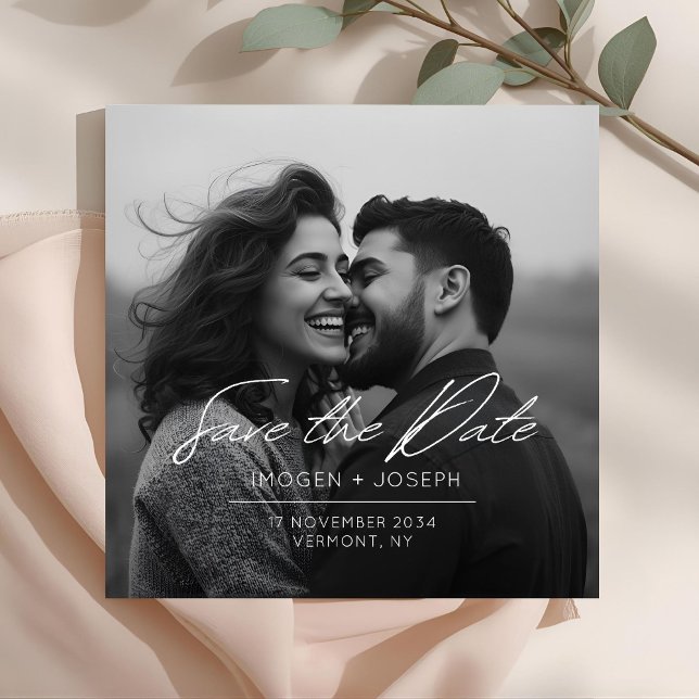Full Photo Chic Flat Wedding Save The Date Card (Von Creator hochgeladen)