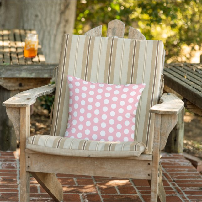 Fun Big White Polka Dots Muster auf Pink Kissen (Stuhl)