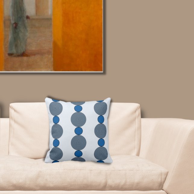 Fun Blue Round Beaded Strings Muster Kissen (Von Creator hochgeladen)