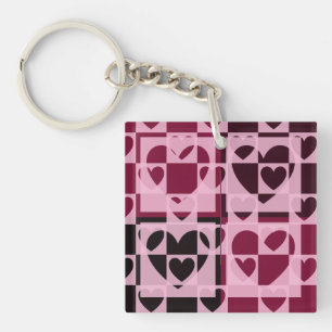 Fun Checkered Hearts Soft Pink und Wine Red Schlüsselanhänger