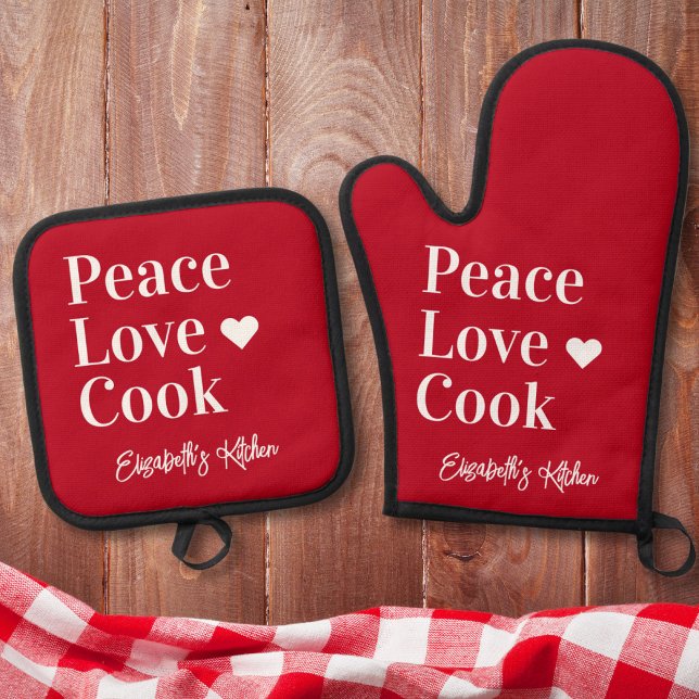 Fun Cooks Monogram Name Red Ofenhandschuh & Topflappen-Set (Von Creator hochgeladen)