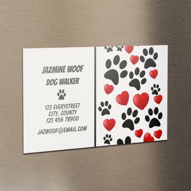 Fun Dog Walker Paw and Hearts Pet Sitter Geschäft Magnetische Visitenkarte (Von Creator hochgeladen)