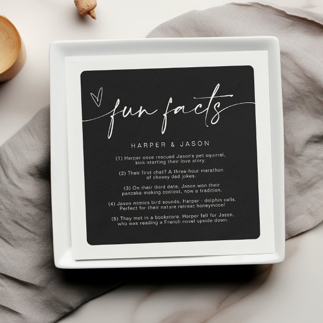 Fun Fakten Moderne Minimalistische Schwarz & Weiß Serviette (Von Creator hochgeladen)