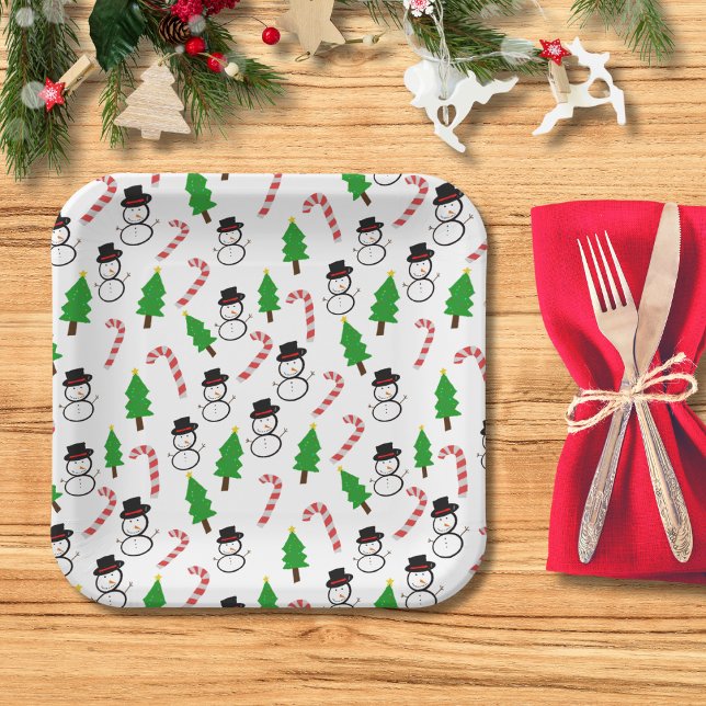 Fun Festive Snowman Candy Cane Tree Christmas Pappteller (Von Creator hochgeladen)