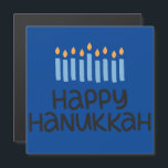 Fun Happy Hanukkah Menorah Magnetic Grußkarte Magnetkarte<br><div class="desc">Spaß Typografie,  schöne Blues mit dieser "Happy Hanukkah" Square Magnetic 5.25" Karte mit Umschlag. Abmessungen der glänzenden Oberfläche: 5, 25" x5, 25"</div>