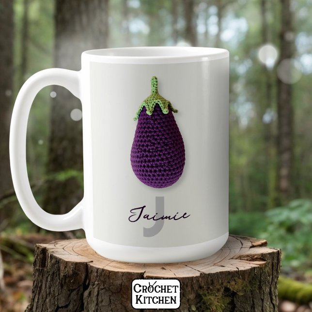 Fun Lila Moderne Minimal Crochet Eggplant Name Kaffeetasse (Von Creator hochgeladen)