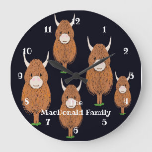 Fun Monogram Scottish Highland Cow Große Wanduhr