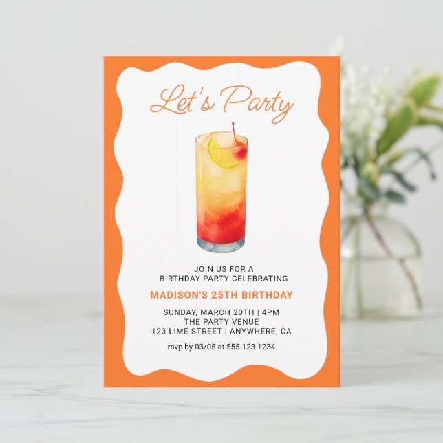 Fun Orange Chic Wavy Summer Cocktail Birthday Einladung (Stehend Vorderseite)