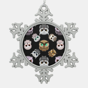 Fun Owl Muster auf schwarzem Hintergrund Schneeflocken Zinn-Ornament