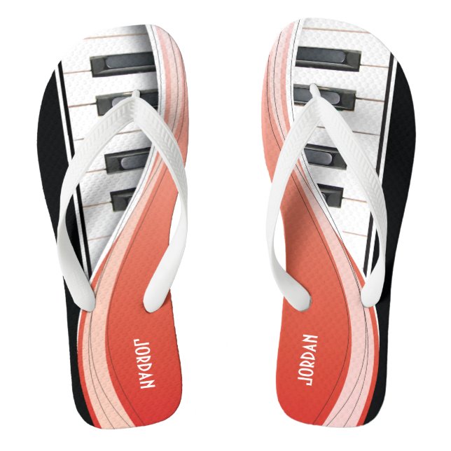 Fun Piano Design mit rotem Swoosh Flip Flops (Fußbett)