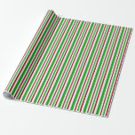Fun Red, White, Green Christmas Inspiriert Lines Geschenkpapier<br><div class="desc">Dieses Verpackungspapier-Design zeigt ein Weihnachts- und Feiertagsmuster Streifen mit Farben wie grün,  weiß und rot. Ein solches Papier kann verwendet werden,  wenn Geschenke umhüllt werden,  um einen Geburtstag,  eine Hochzeit,  einen Jahrestag oder eine andere Veranstaltung zu feiern.</div>