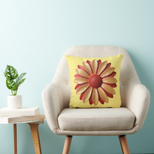Fun Retro Orange Daisy Blume auf Butter Yellow 60e Kissen