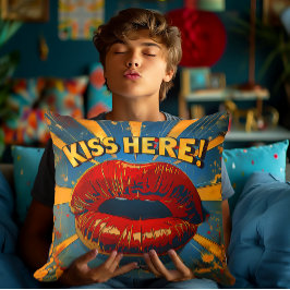 Fun Retro Pop Art 'Kiss Here' Kissen