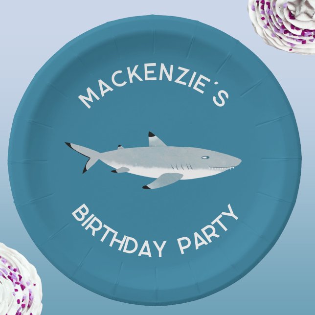 Fun Shark Underwater Birthday Party Pappteller (Fun shark underwater themed personalized birthday party paper plates)