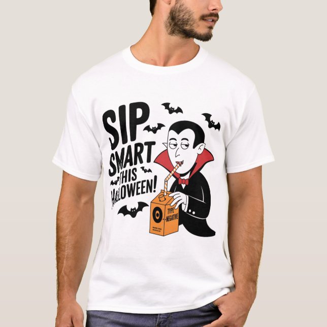 Fun Vampire-Themed Halloween-Design T-Shirt (Vorderseite)