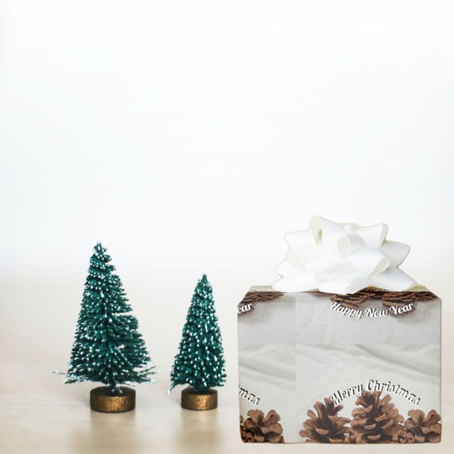 Fünf Pinecones frohe Weihnachten Glück Neues Jahr Geschenkpapier (Von Creator hochgeladen)