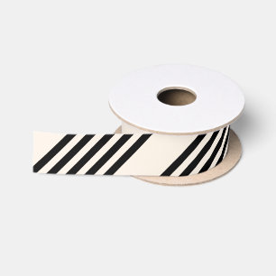 Fünf Streifen schwarz und beige Satinband