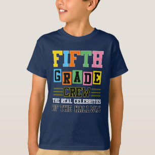 Fünfte Klasse Lehrer gibt Kid 5. Klasse Team T-Shirt
