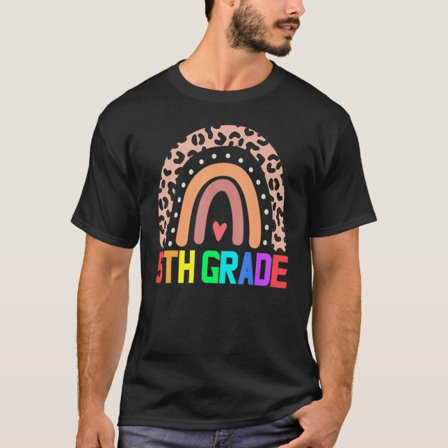 Fünfte Klasse Lehrer Leopard Regenbogen Fünfte Kla T-Shirt (Vorderseite)