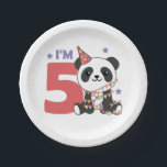 Fünfter Geburtstag Panda für Kinder 5 Jahre Papier Pappteller<br><div class="desc">Ein fünftes Geburtstagskandal für die Geburtstagsparty. Pandas sind niedliche Tiere und das Lieblingstier vieler Jungen und Mädchen. Ob Junge oder Mädchen zum Geburtstag ein Tier für fünf Jahre.</div>