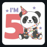 Fünfter Geburtstag Panda für Kinder 5 Jahre Square Quadratischer Aufkleber<br><div class="desc">Ein fünftes Geburtstagskandal für die Geburtstagsparty. Pandas sind niedliche Tiere und das Lieblingstier vieler Jungen und Mädchen. Ob Junge oder Mädchen zum Geburtstag ein Tier für fünf Jahre.</div>